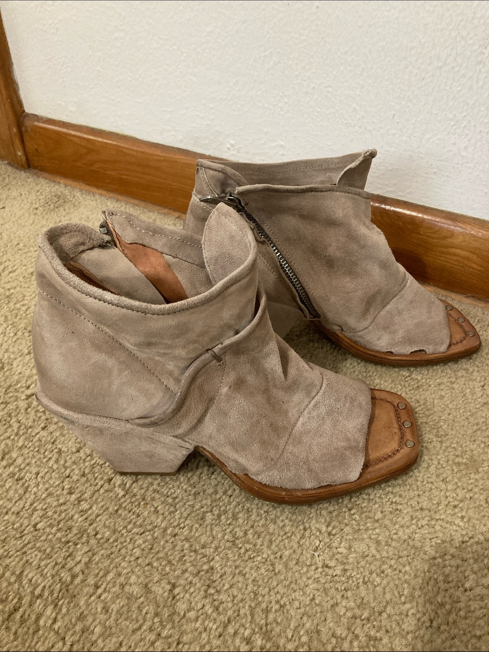 A.S.98 Tan Suede Sandals Size 7 - Picture 2 of 7